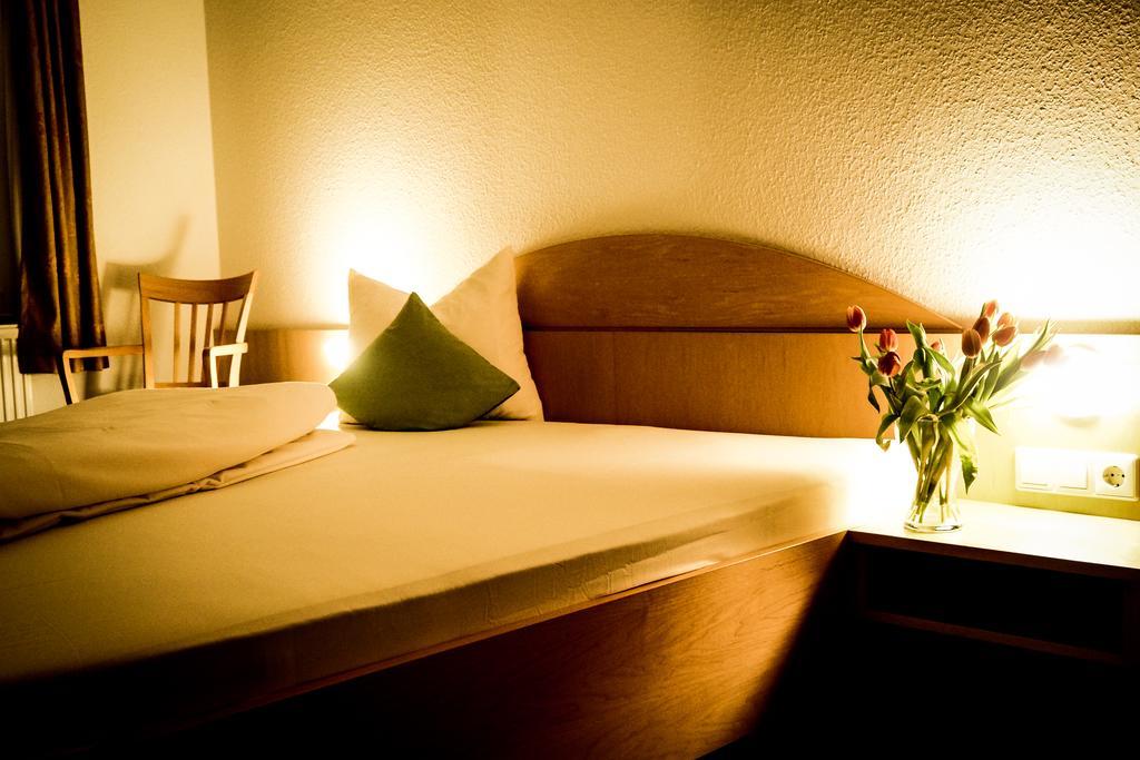 Hotel Kueferschaenke Sinsheim Esterno foto